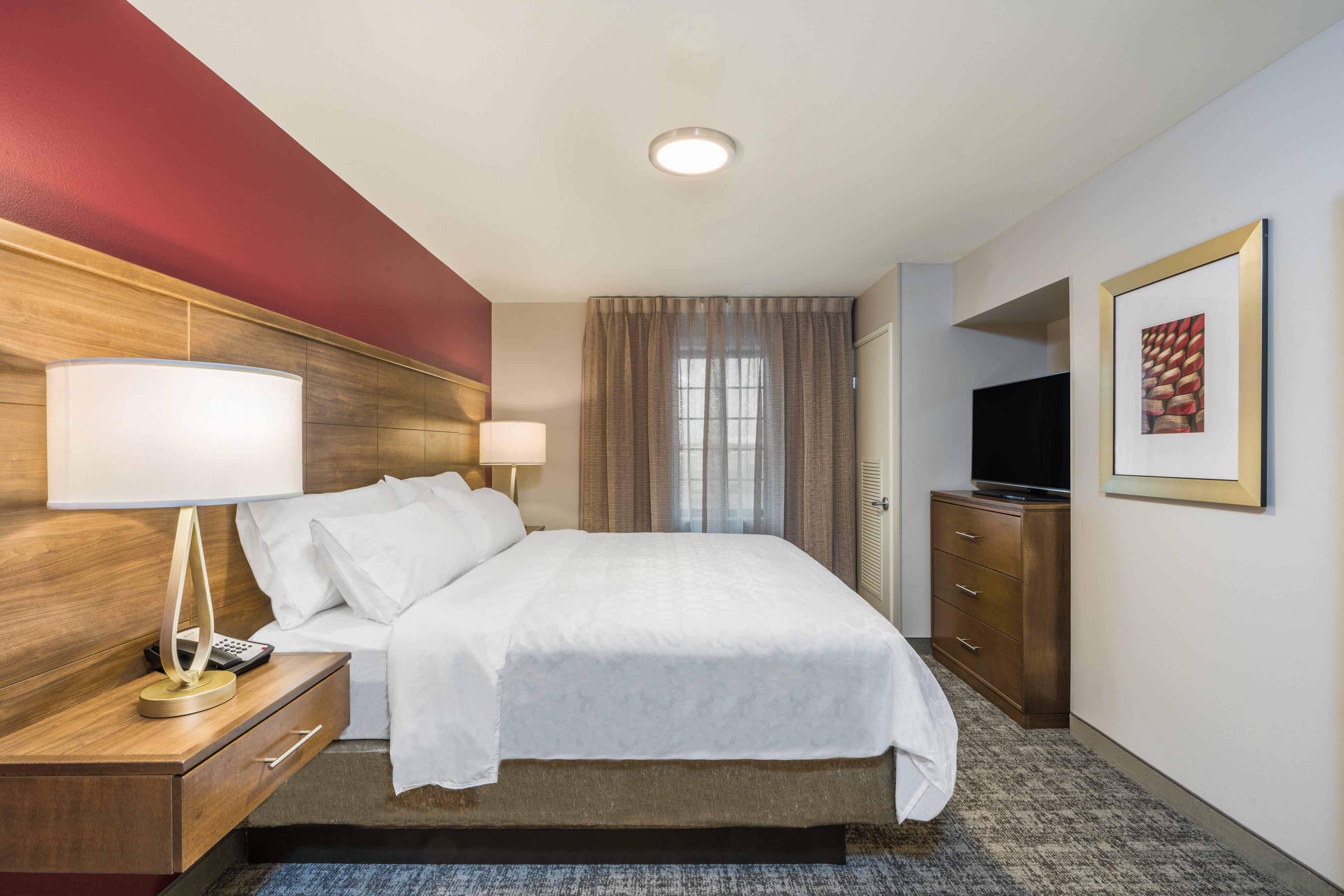 Hotel Staybridge By Ihg 3*