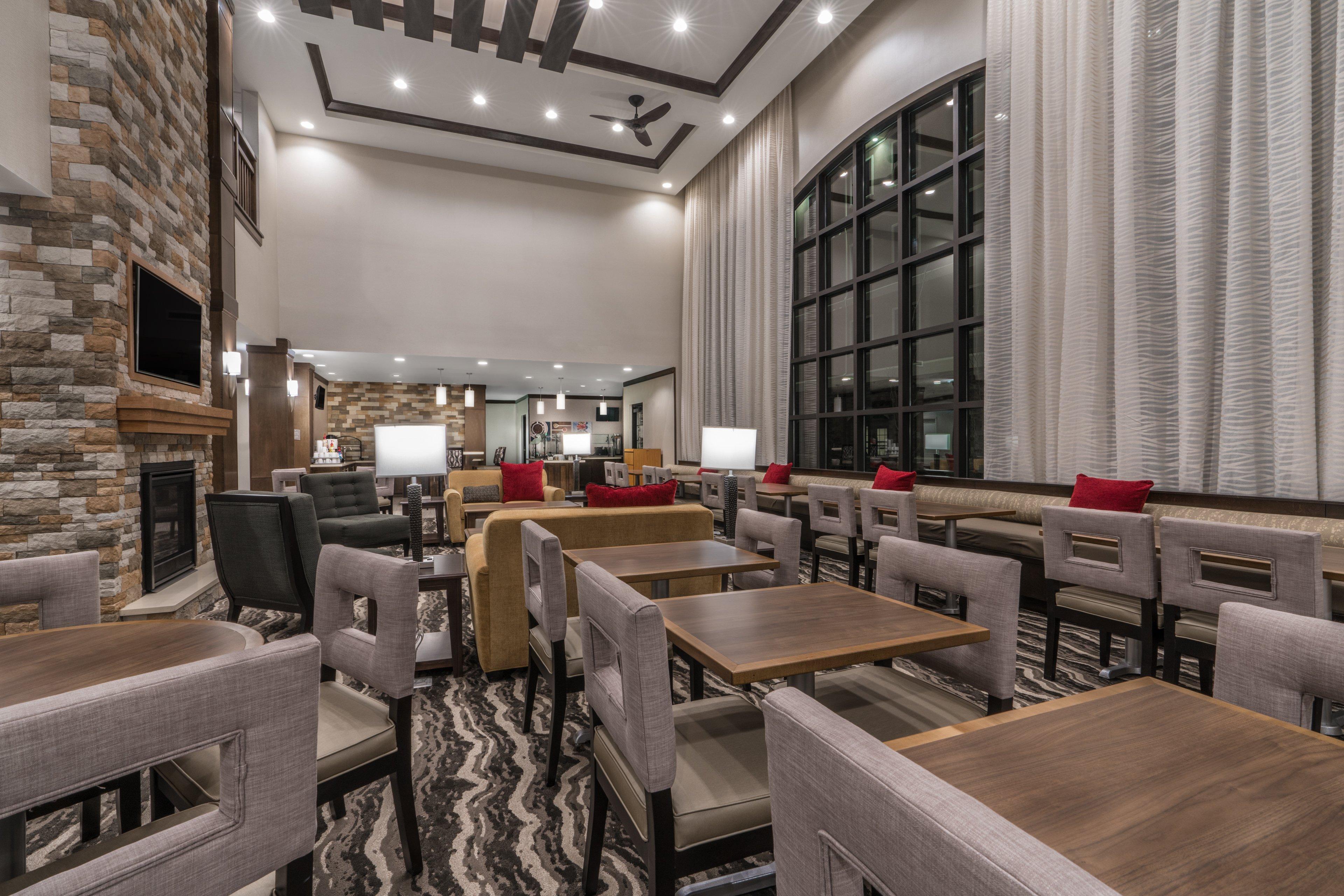 Staybridge By Ihg Hotel