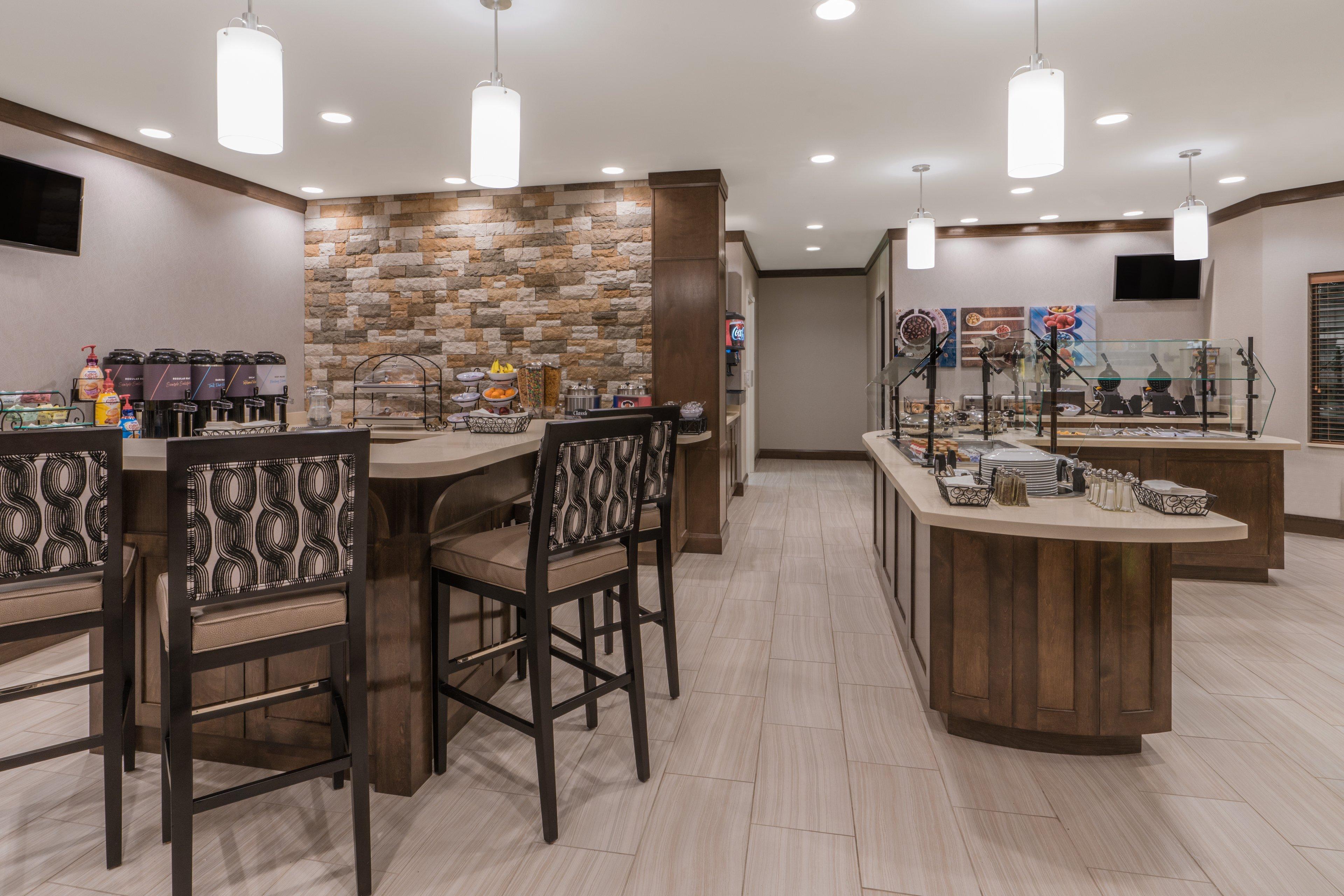 Staybridge By Ihg Hotel